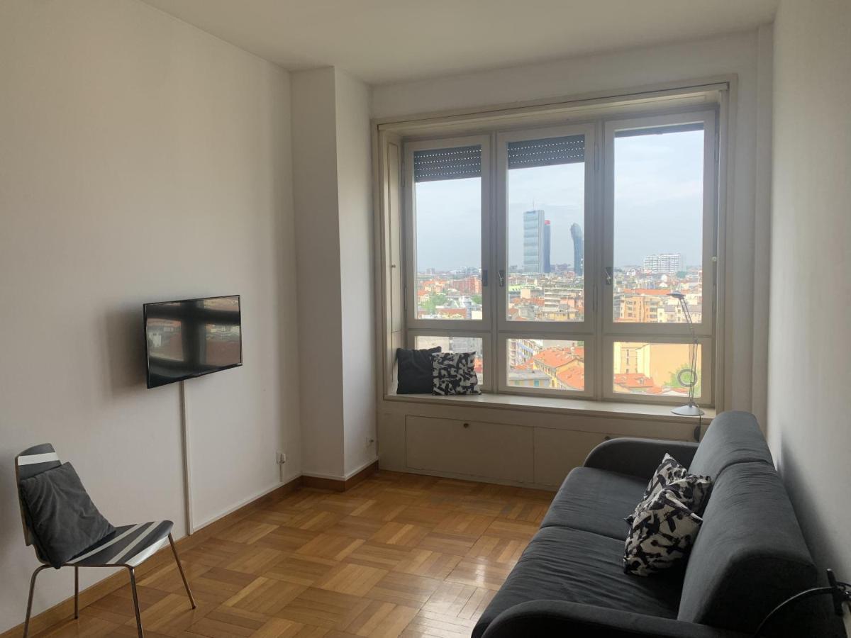 شقة Monolocale Con Vista Su Milano المظهر الخارجي الصورة