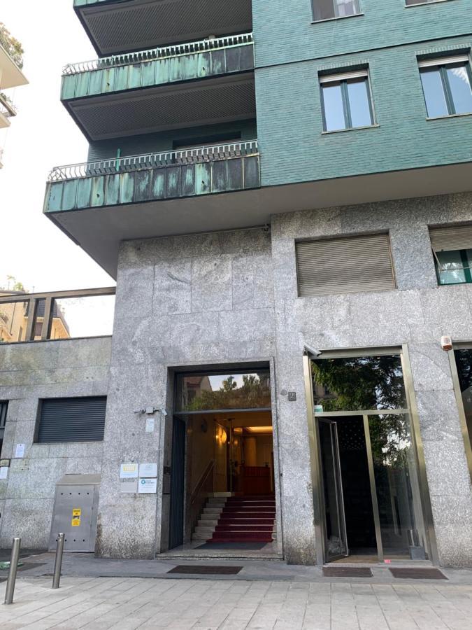 شقة Monolocale Con Vista Su Milano المظهر الخارجي الصورة